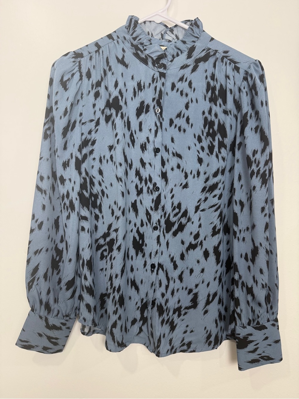 Women's Light Blue & Black Printed Ruffle-Collar Button Down Blouse